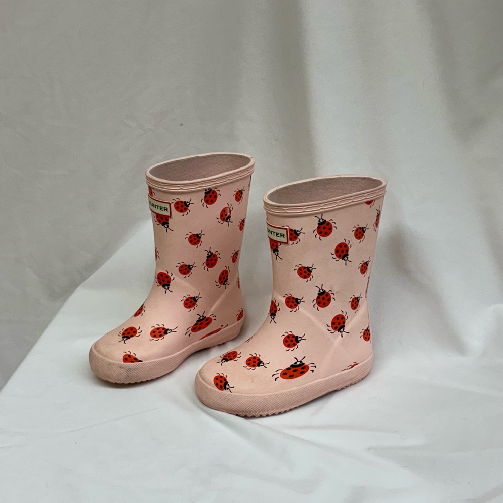Hunter pink ladybug boots size 8 rain boots waterproof red black